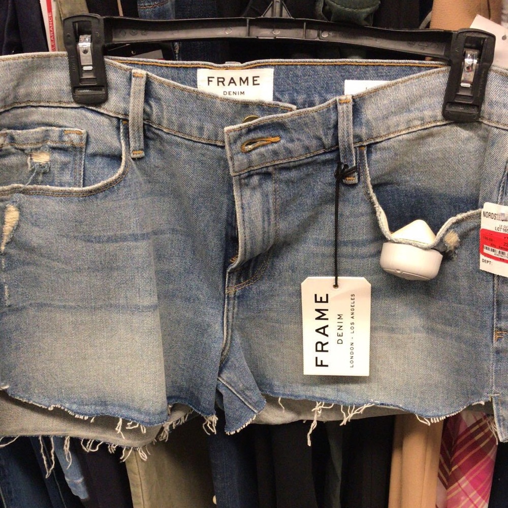 New without tag  frame shorts size 31